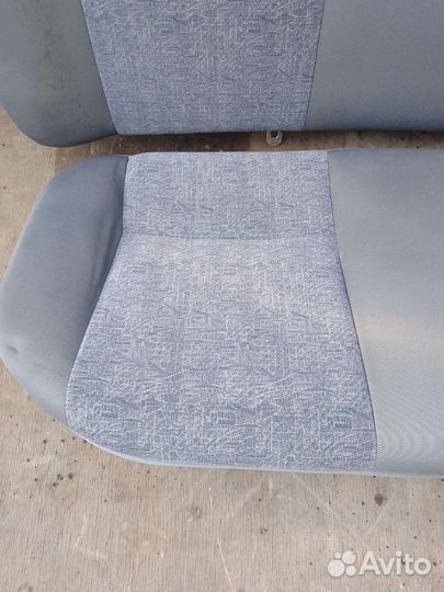 Сиденье заднее Daewoo Nexia N100