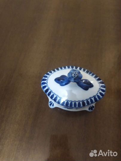 Сахарница гжель