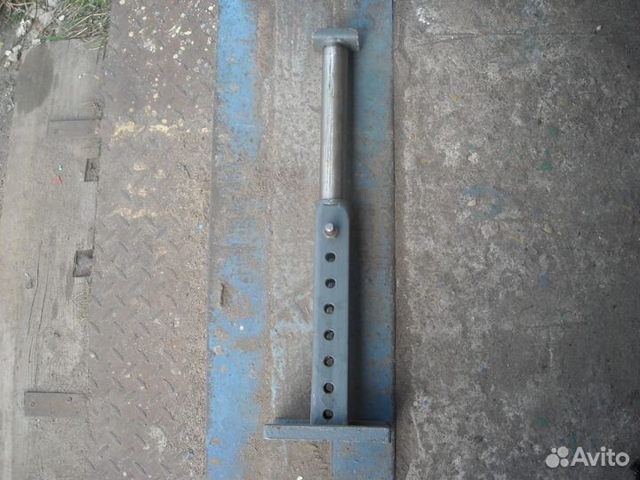 Продам опору под автомобиль