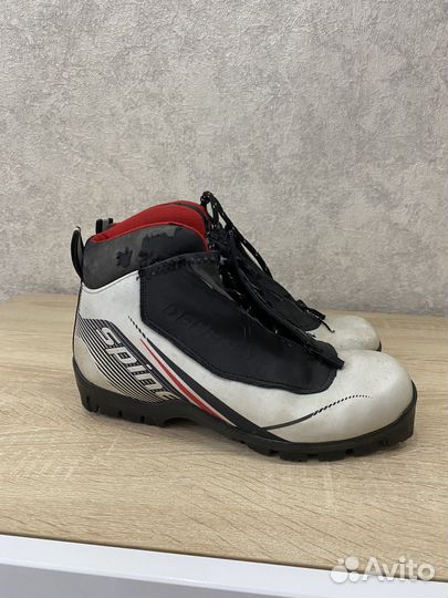 Лыжные ботинки 38 размер