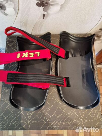 Защита голени горнолыжная