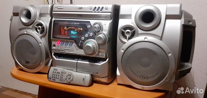 Музыкальный центр