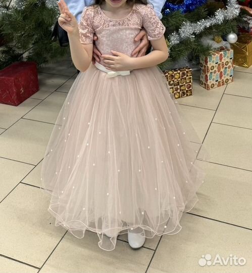 Нарядное платье для девочки 4-7 лет