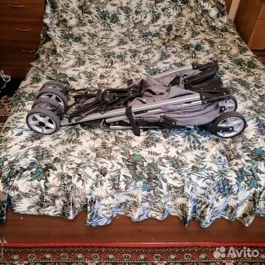 Коляска-трость фирмы Dauphin