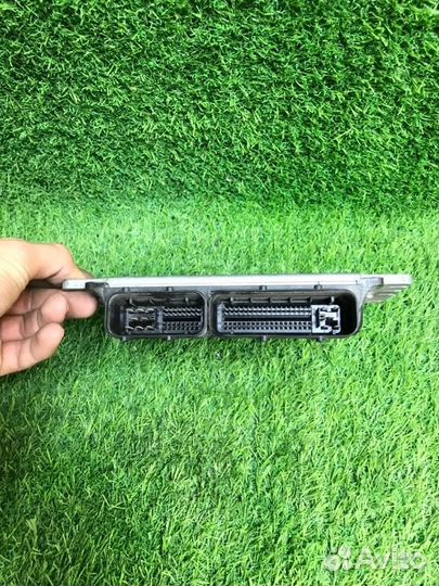 Блок управления двс Nissan Wingroad