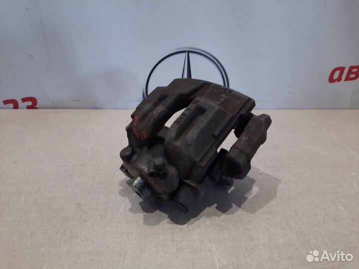 Суппорт задний правый Bmw X1 E84 N46B20BD 2012