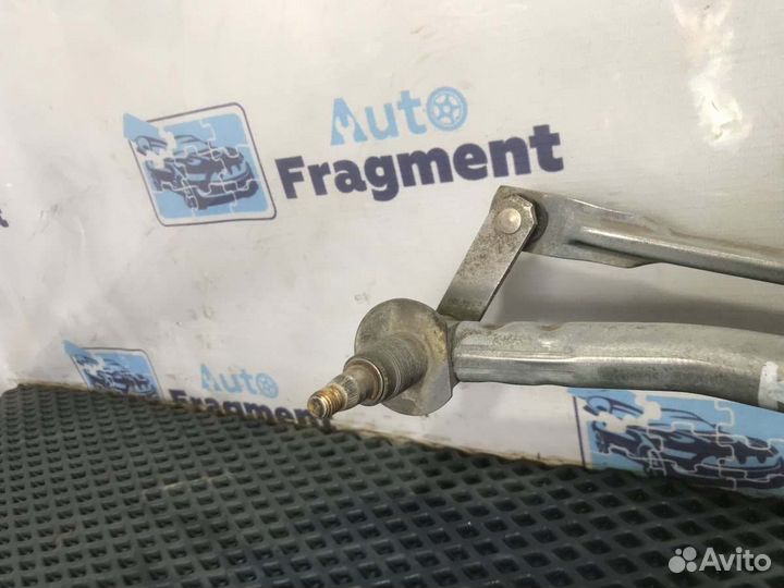 Трапеция стеклоочистителей Opel Kadett E16NZ 1.6