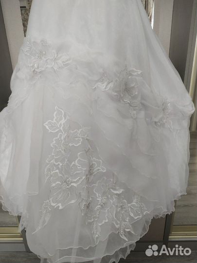 Платье свадебное