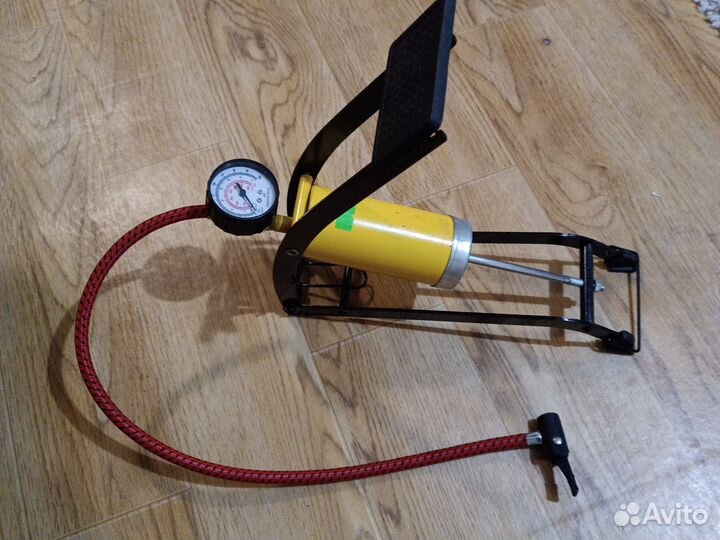 Насос с манометром