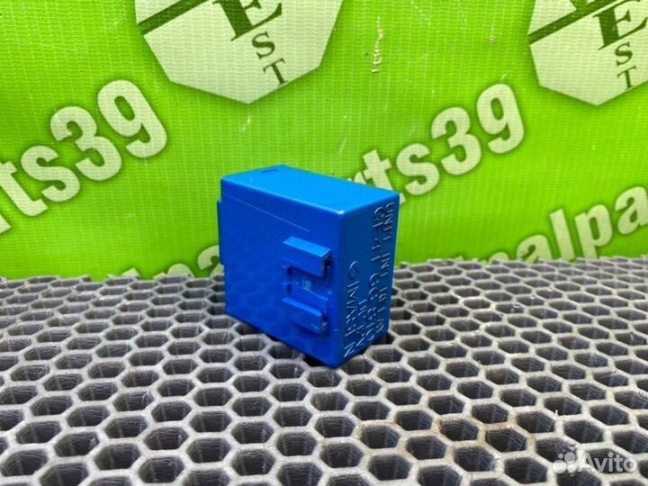 Реле дворников Mazda Mpv LW5W GY-DE 2.5 2001