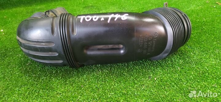 Патрубок воздушного фильтра Volkswagen Touareg BKJ