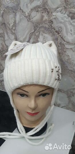 Шапка для девочки новая