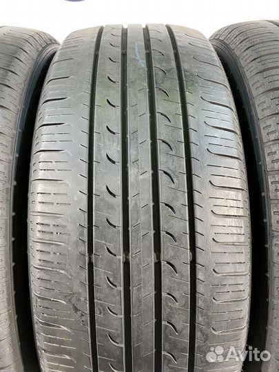 Goodyear EfficientGrip SUV 4x4 225/55 R19 96V