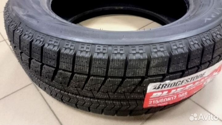 Bridgestone Blizzak VRX 225/55 R17 97S