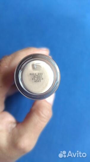 Тональный крем Ив Роше