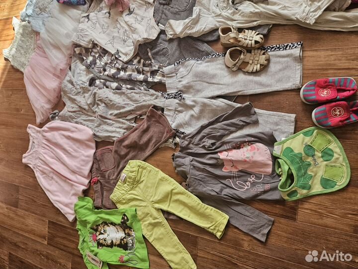 Детские вещи с рождением до года