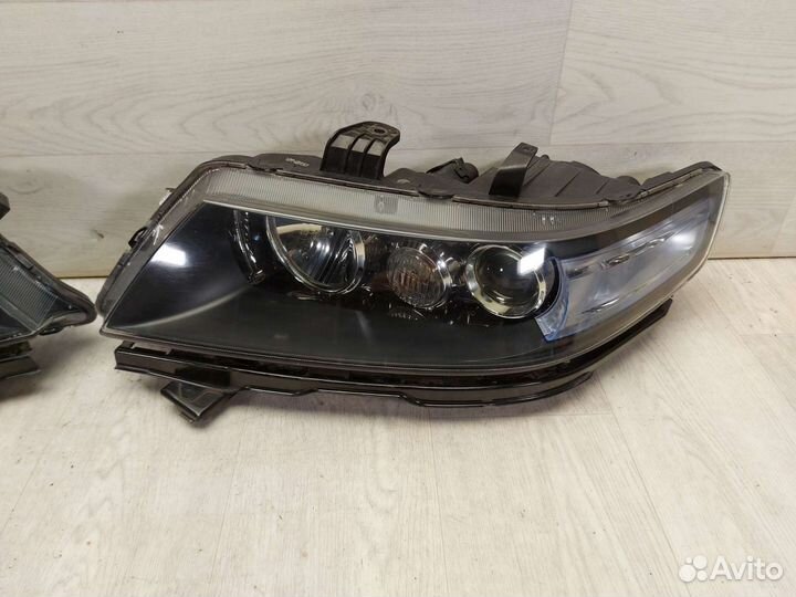 Фары Honda Accord 7. 2005 -2008 Комплект