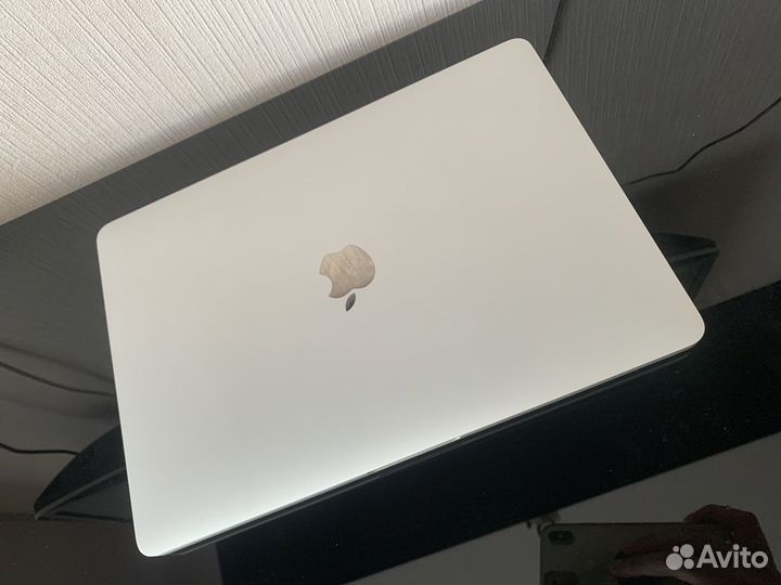 Apple MacBook Pro 13 2020 i5 2-3,4Ghz 16Gb 512