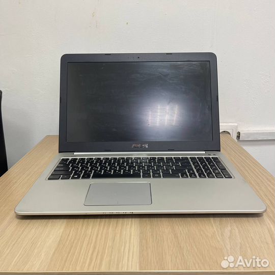 Ноутбук Asus