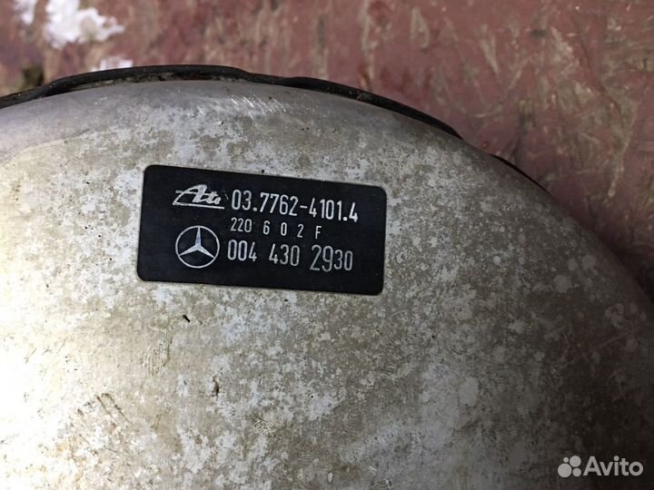 Усилитель тормозов вакуумный Mercedes W210
