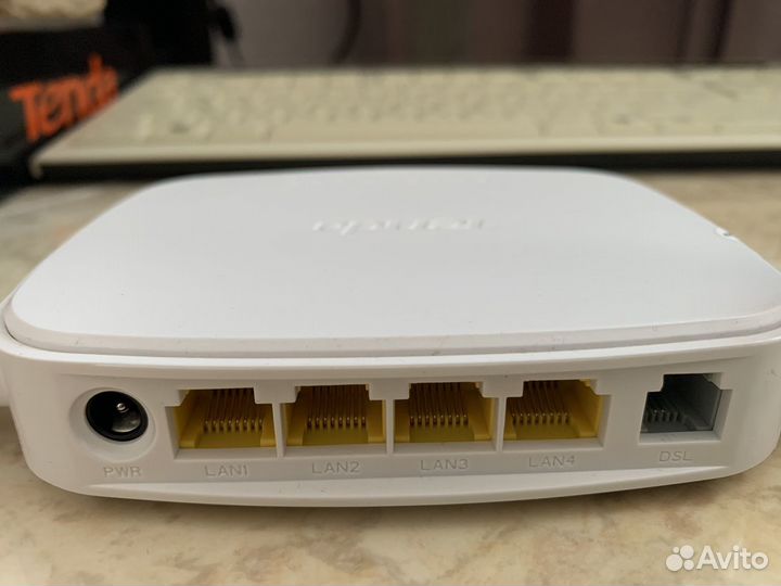 Wifi роутер DSL Tenda D301 v4