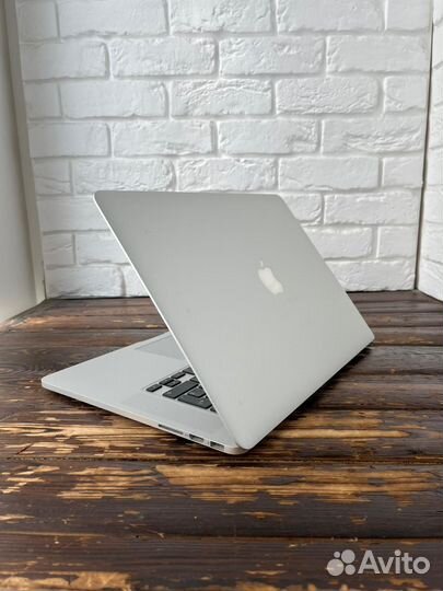 MacBook Pro 15Inch 2014 Retina/512/16/Core i7