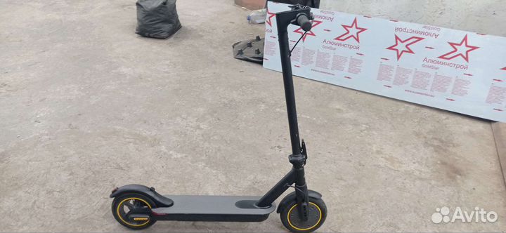 Электросамокат hiper triumph m88