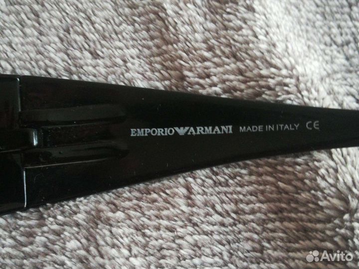 Солнцезащитные очки женские брендовые