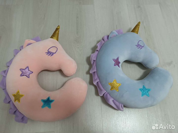 Подушка для путешествий детская