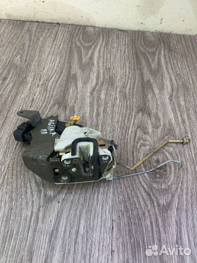 Замок двери передний правый Opel Agila A хетчбэк
