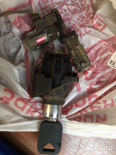 Комплект замков на мицубиси каризма