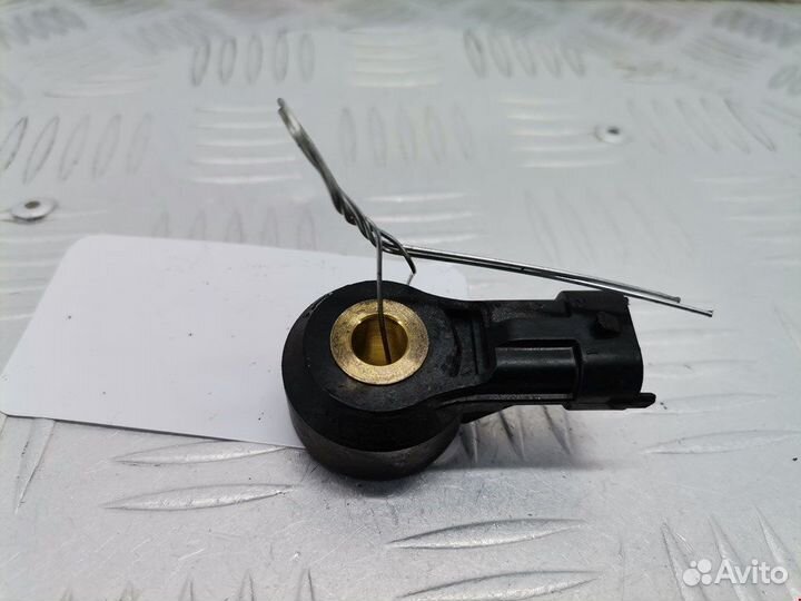 Датчик детонации для Opel Zafira B 93174509