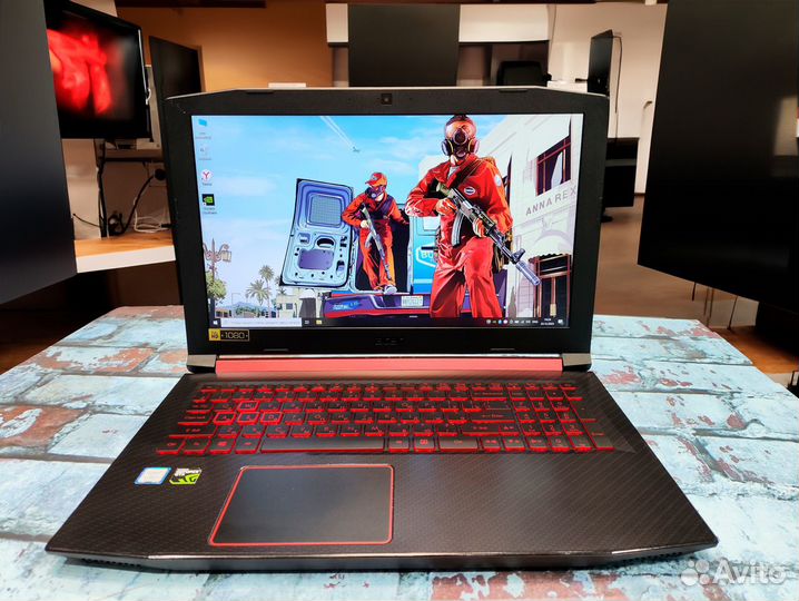 Ноутбук - Acer Nitro 5 - GTX 1050 ti + i7