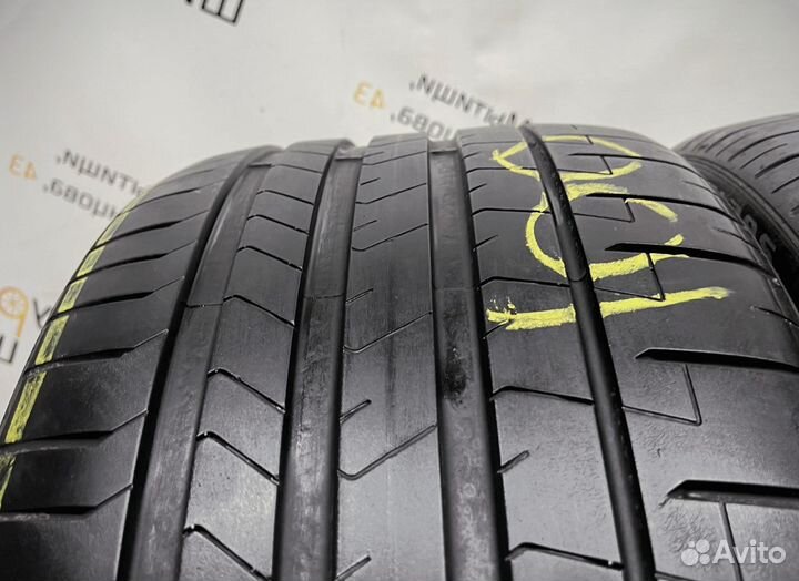 Pirelli P Zero PZ4 285/30 R21 94Y