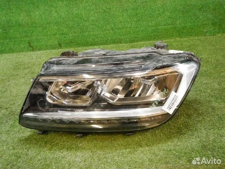 Фара левая Volkswagen Tiguan