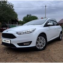 Ford Focus 1.6 AMT, 2017, 165 250 км, с пробегом, цена 1 150 000 руб.