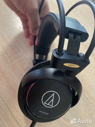 Наушники Audio-Technica ATH-AVC500