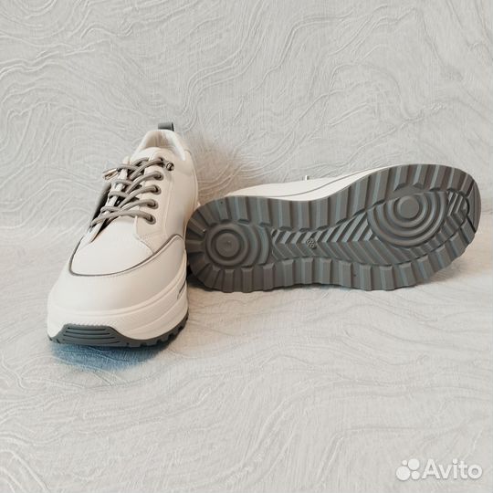 Полуботинки женские демисезонные белые