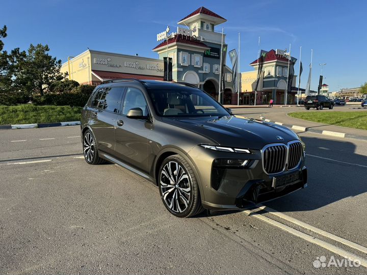 BMW X7 3.0 AT, 2023, 1 900 км