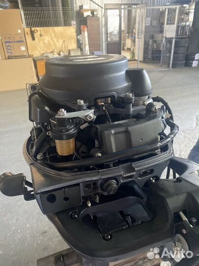 Лодочный мотор Yamaha 20