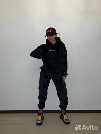 Спортивный костюм женские