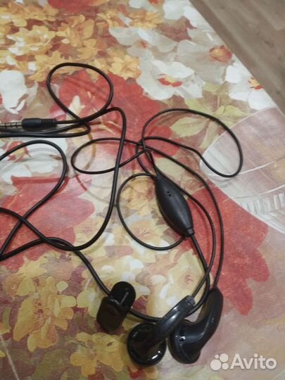 Наушники