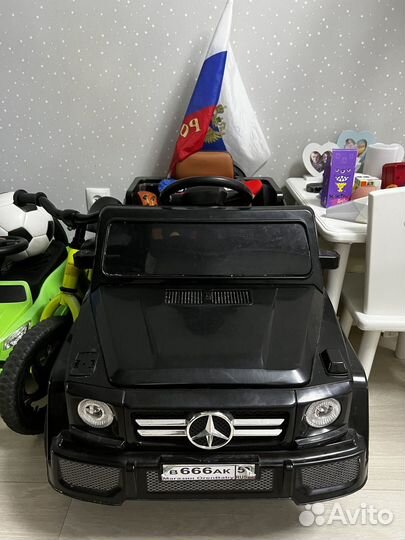 Электромобиль детский