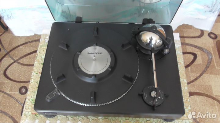 Виниловый проигрыватель Корвет 038 С