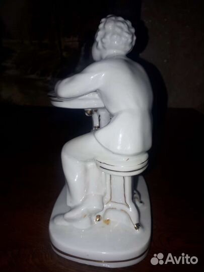 Статуэтка Пушкин