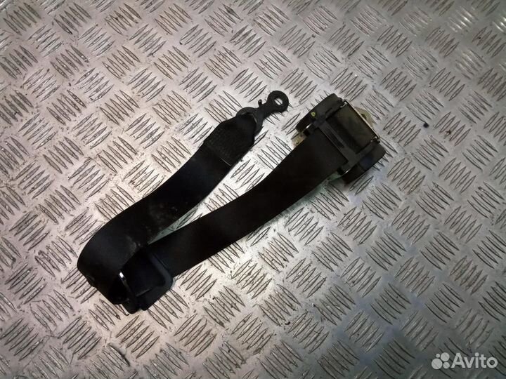 Ремень безопасности Mercedes-Benz E-Класс