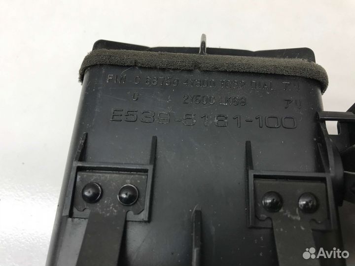 Воздуховод центральный Nissan Maxima A33 2000 г.в