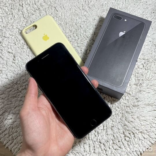 iPhone 8 Plus, 64 ГБ