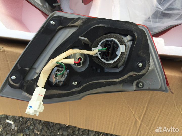 Задние фонари на toyota camry 50