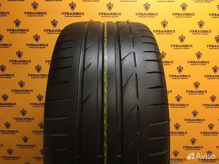 Bridgestone Potenza S001 255/35 R19 92Y